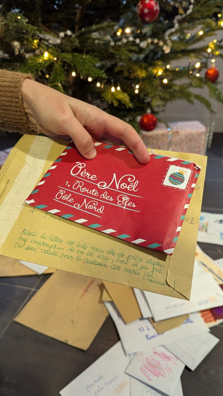 À Pornichet, la boîte aux lettres du Père Noël a recueilli 213 lettres pleines de rêves