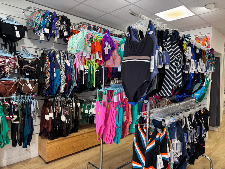 Le Fil d&rsquo;Ariane : le plus grand choix de maillots de bain de la presqu&rsquo;île