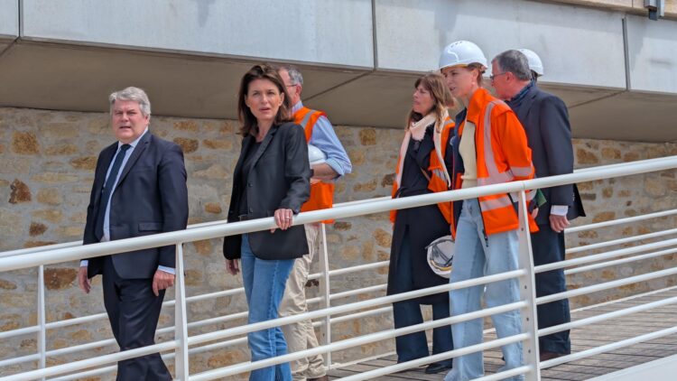 Christelle Morançais à La Baule : la nouvelle promenade de mer prend forme
