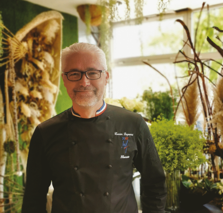 Xavier Lequerré, Meilleur Ouvrier de France, inaugure un nouveau magasin Fleurs de Toscane à Pornichet